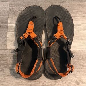 Bedrock Cairn Pro Black and Orange Sandals | Men’s 7 | Women’s 8